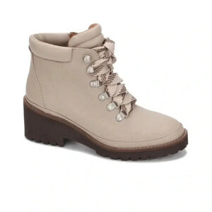 NEW Gentle Souls Mona Leather Lace-Up Bootie size 7.5